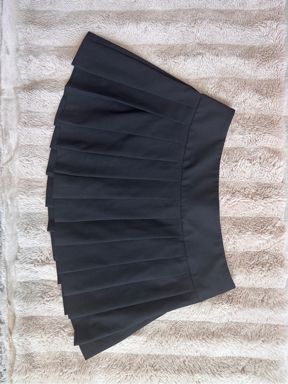 Oak + Fort Pleated Black Skirt w/ Built-in Shorts